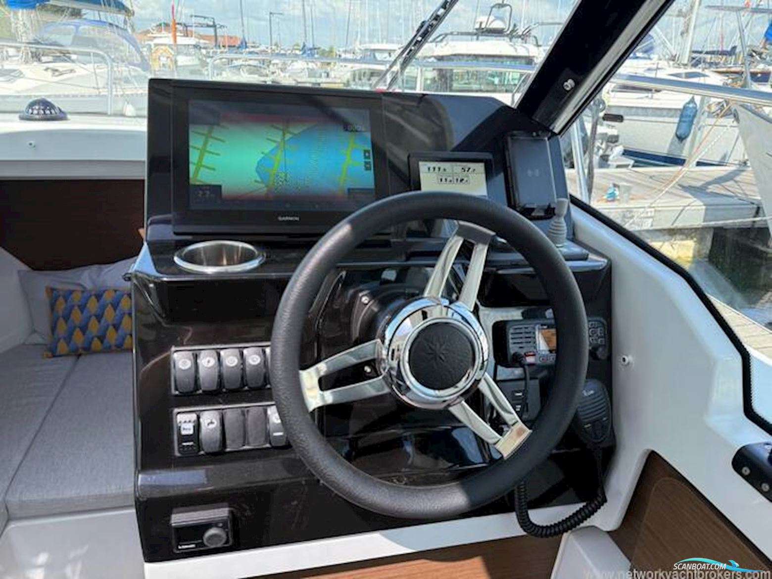 Jeanneau Merry Fisher 795 Series 2
