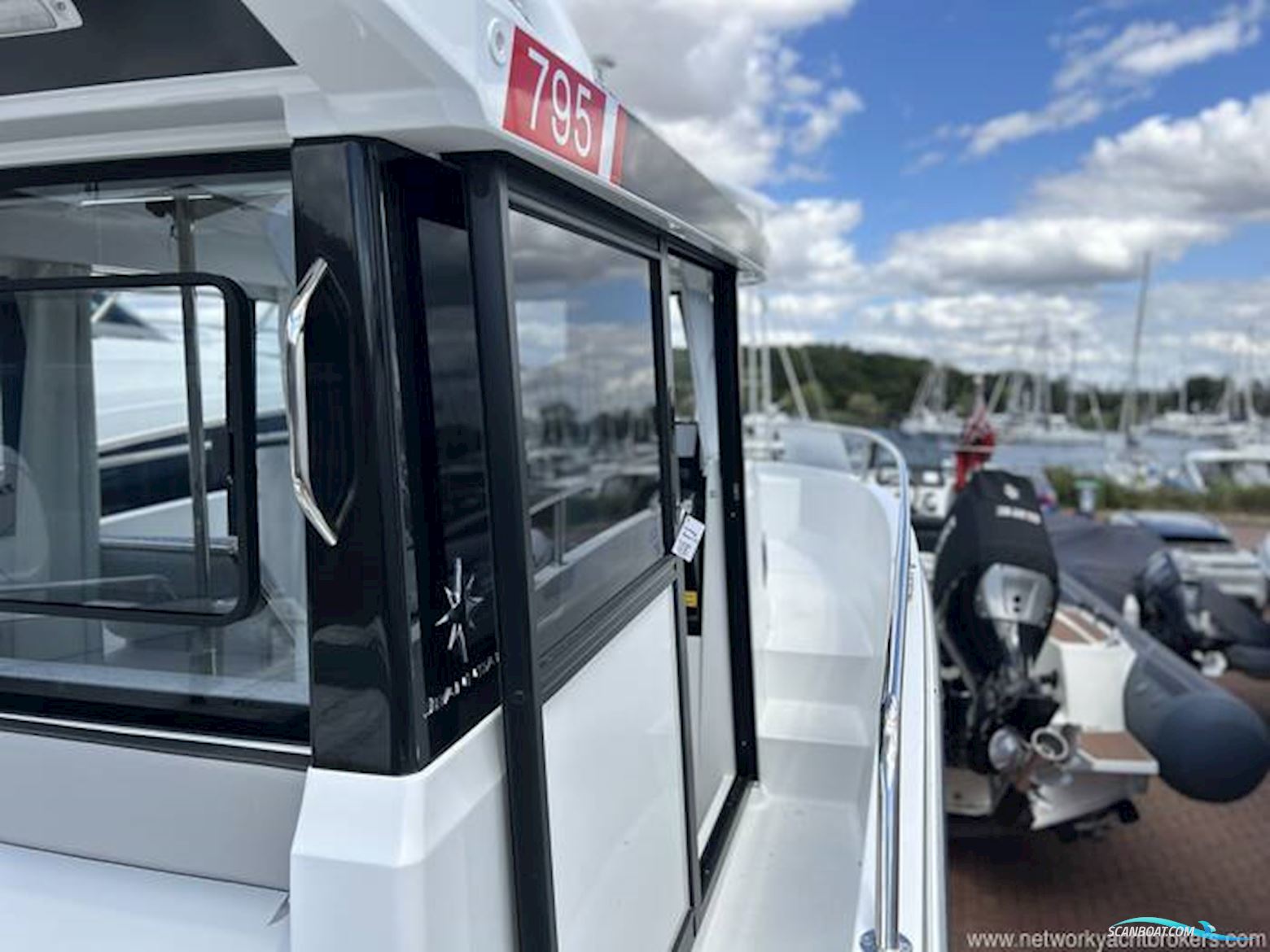 Jeanneau Merry Fisher 795 Sport