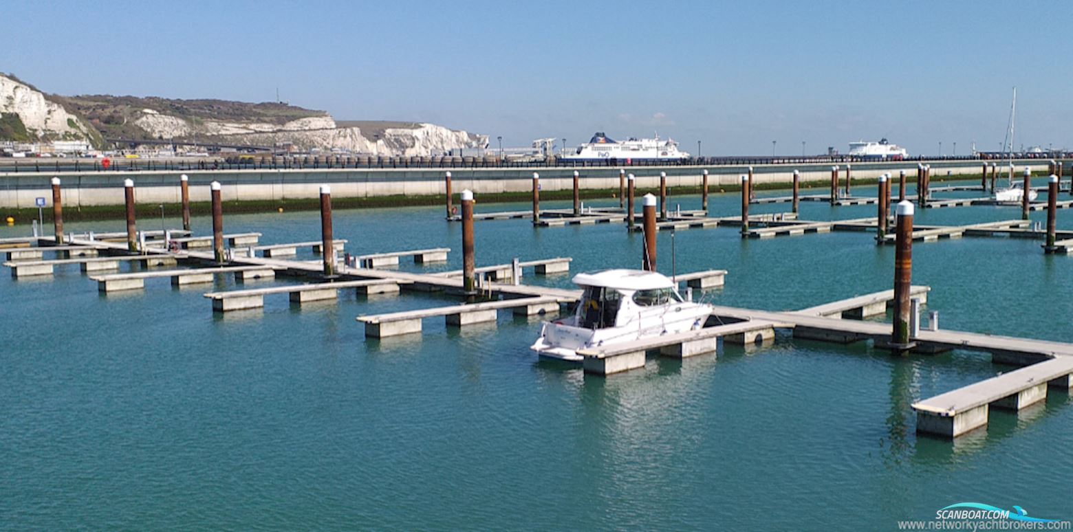 Jeanneau Merry Fisher 805