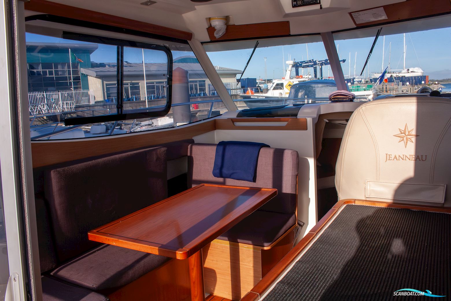 Jeanneau Merry Fisher 815