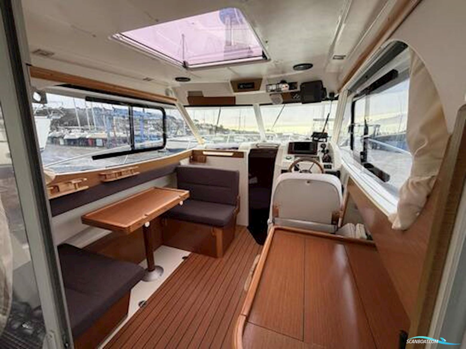Jeanneau Merry Fisher 815