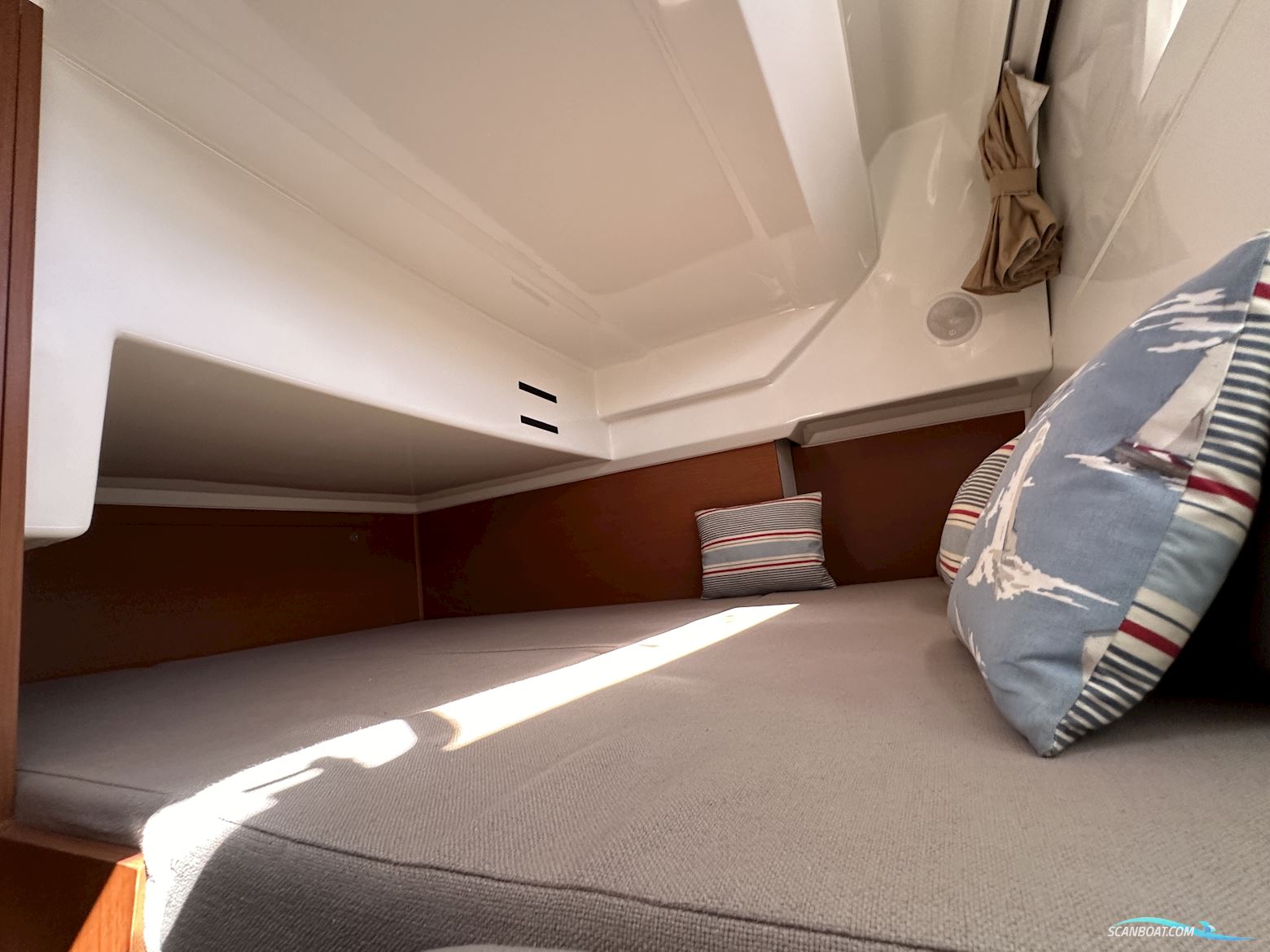 Jeanneau Merry Fisher 855