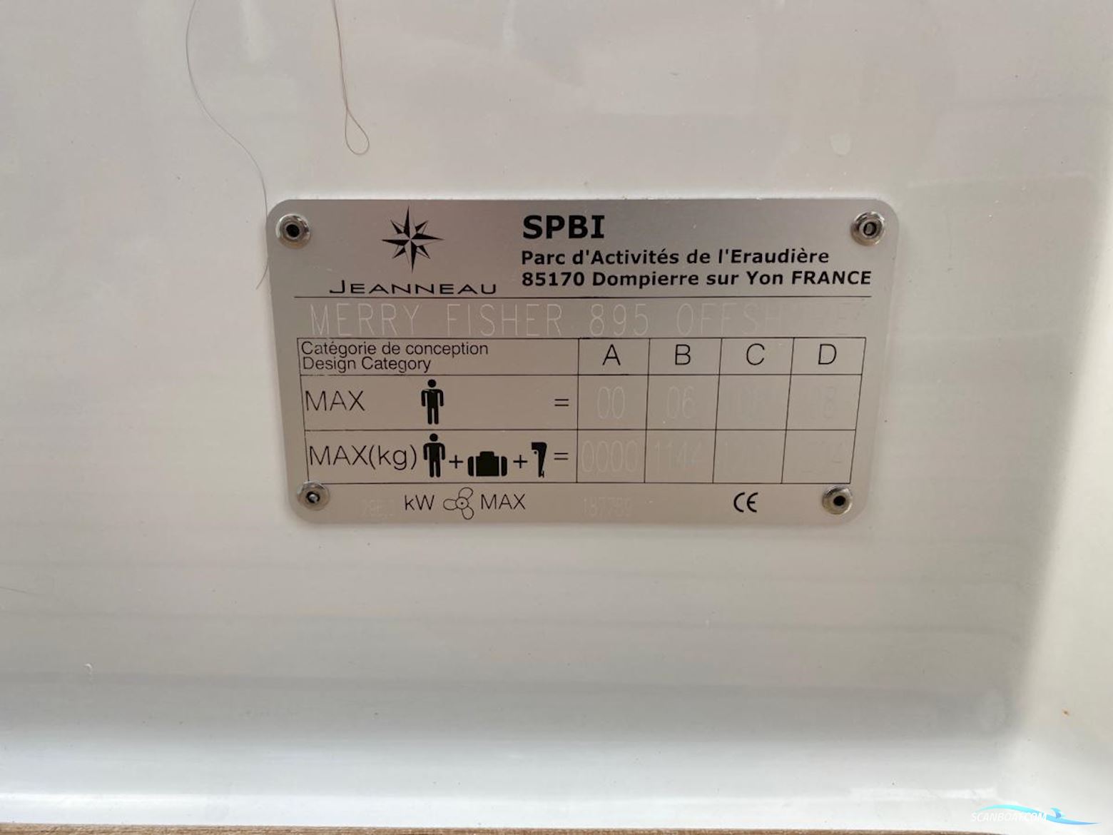 Jeanneau Merry Fisher 895 offshore Full options with Joystick
