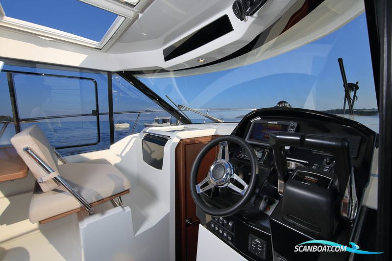 Jeanneau Merry Fisher 895