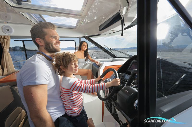 Jeanneau Merry Fisher 895