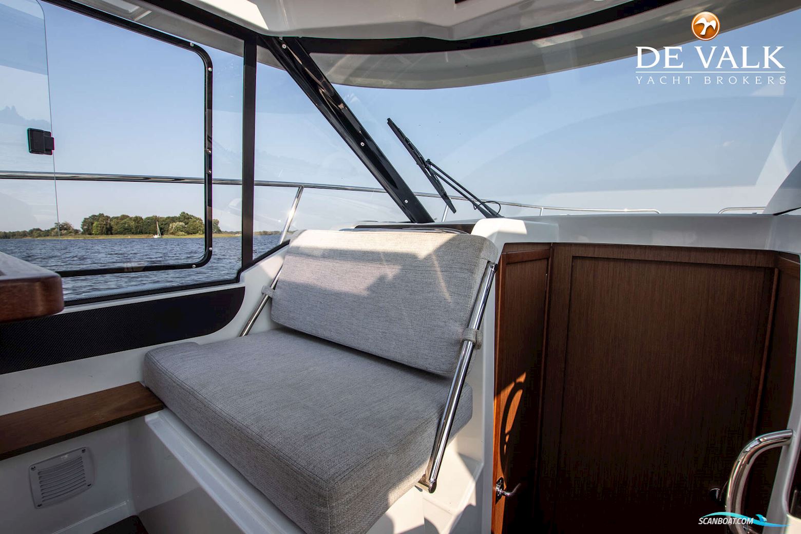 Jeanneau Merry Fisher 895