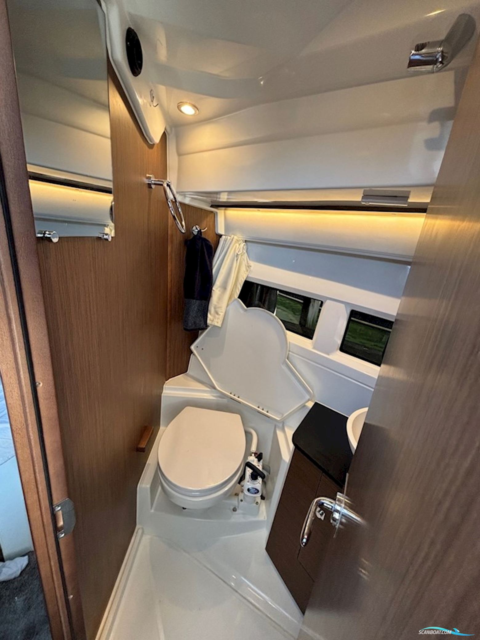 Jeanneau Merry Fisher 895