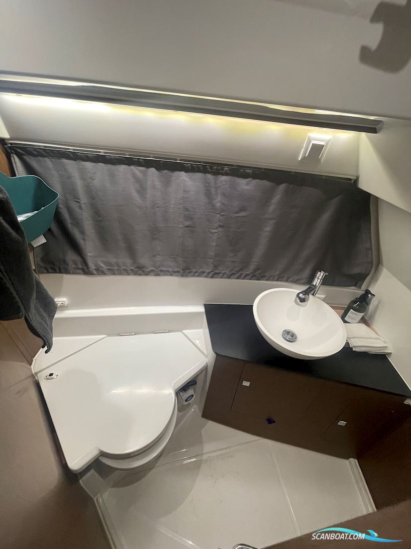 Jeanneau Merry Fisher 895