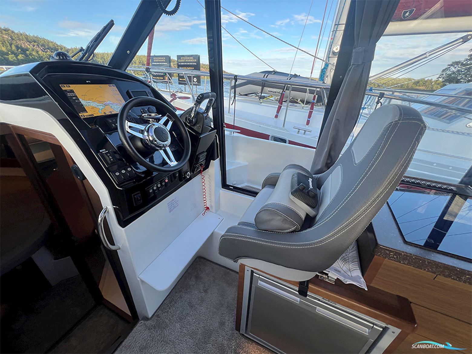 Jeanneau Merry Fisher 895