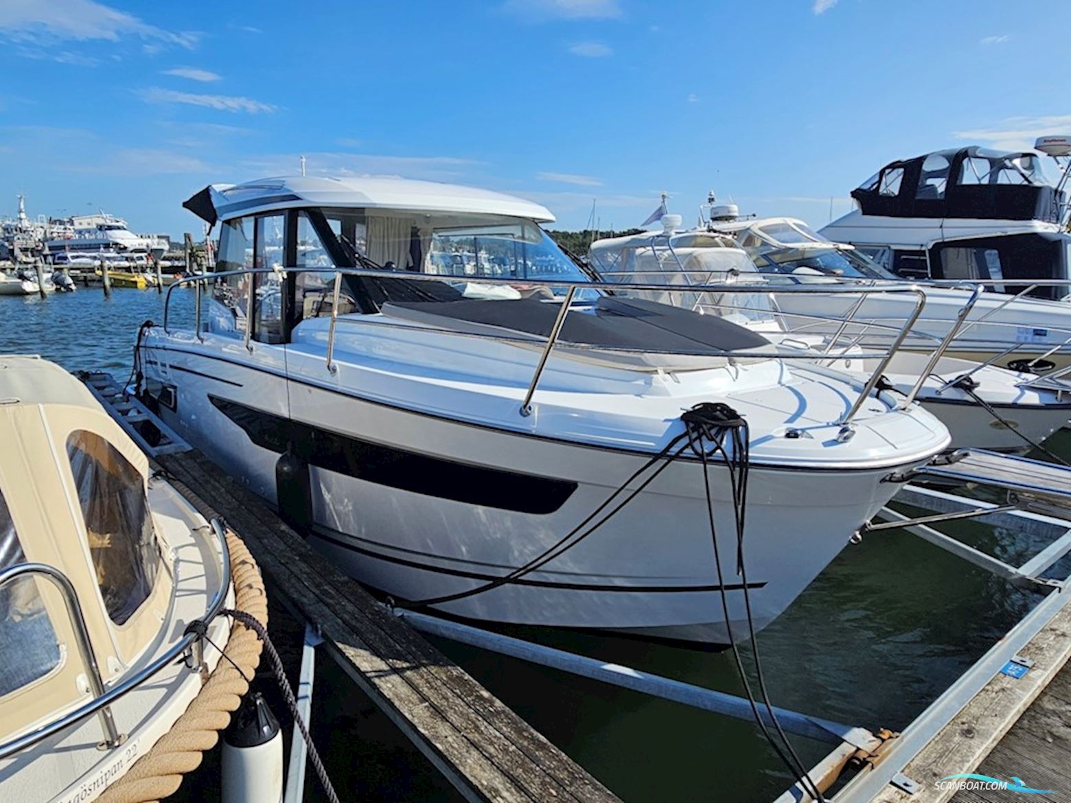 Jeanneau Merry Fisher 895