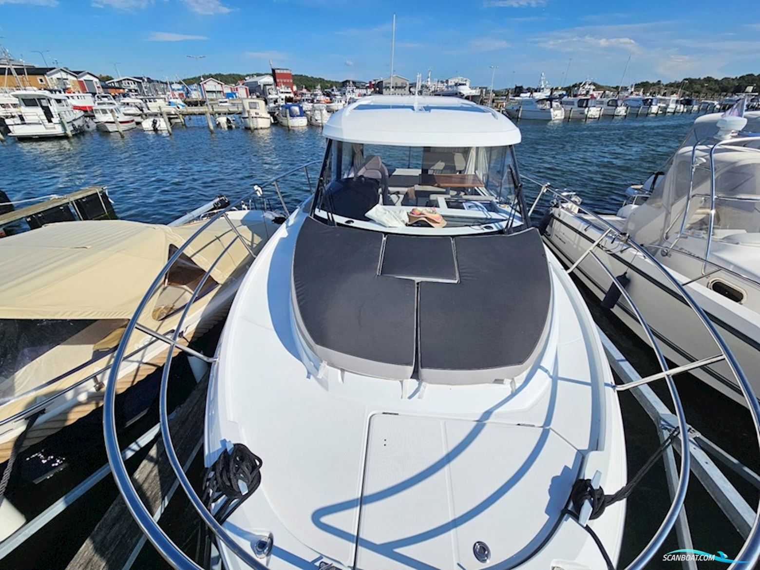 Jeanneau Merry Fisher 895