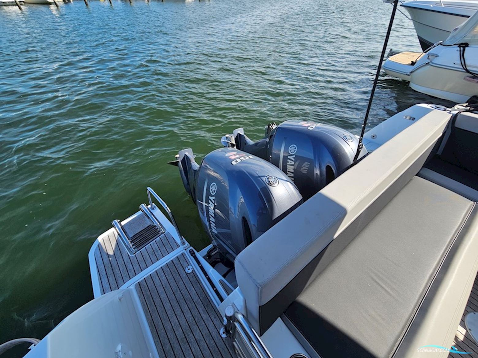 Jeanneau Merry Fisher 895