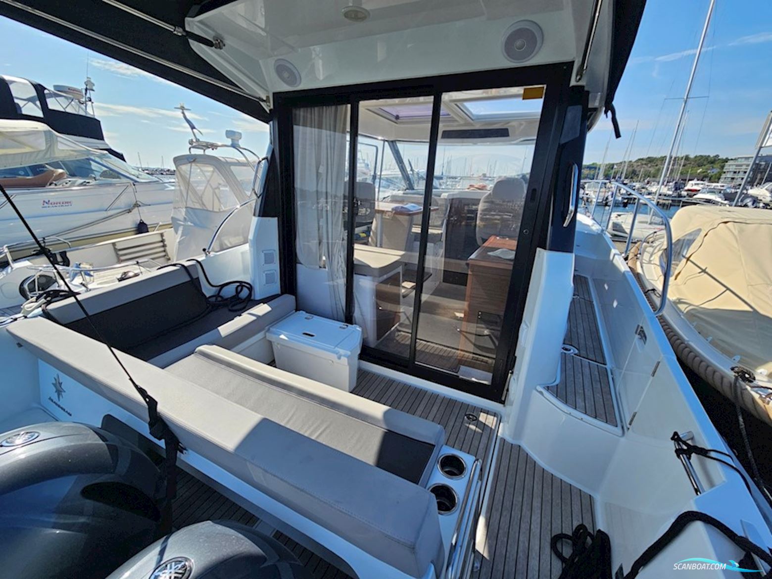 Jeanneau Merry Fisher 895