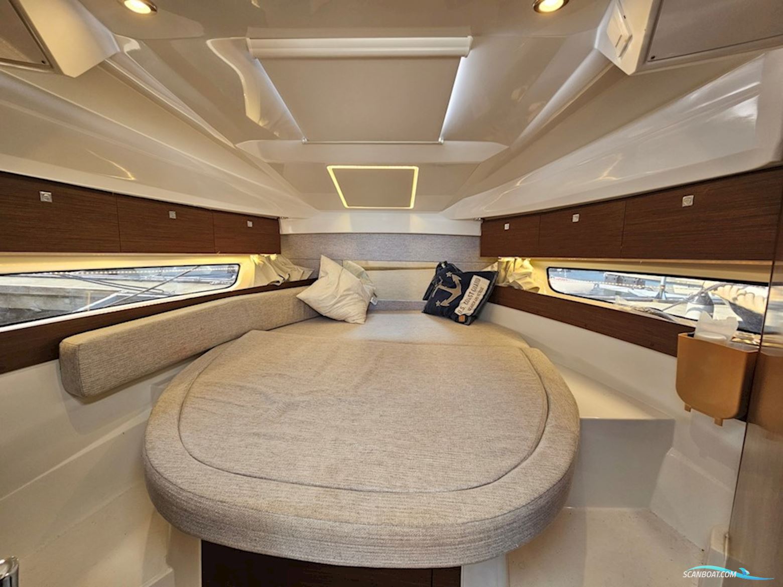 Jeanneau Merry Fisher 895