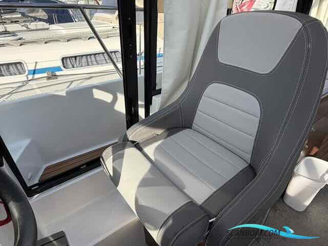 Jeanneau Merry Fisher 895