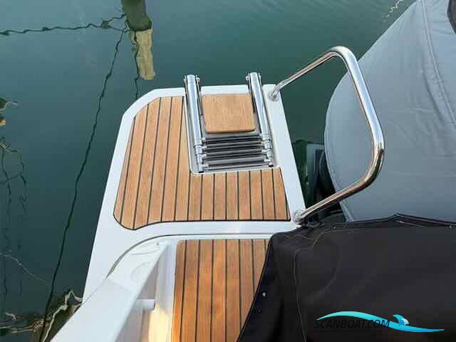 Jeanneau Merry Fisher 895