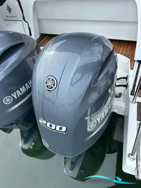 Jeanneau Merry Fisher 895