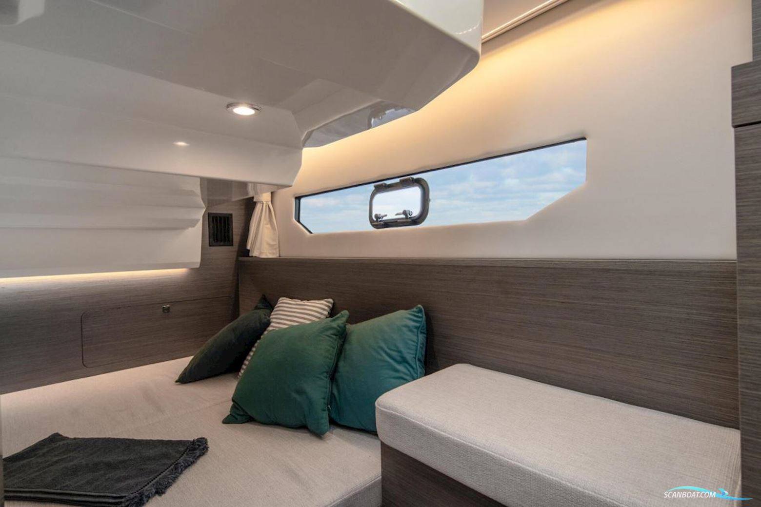 Jeanneau Merry Fisher 895 serie 2. Dit schip is aanwezig op de Yamaha stand van hiswa te water 2026.