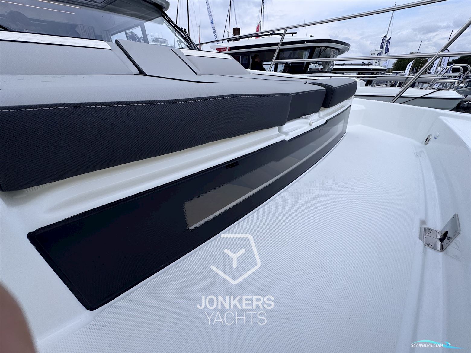 Jeanneau Merry Fisher 895 Séries 2