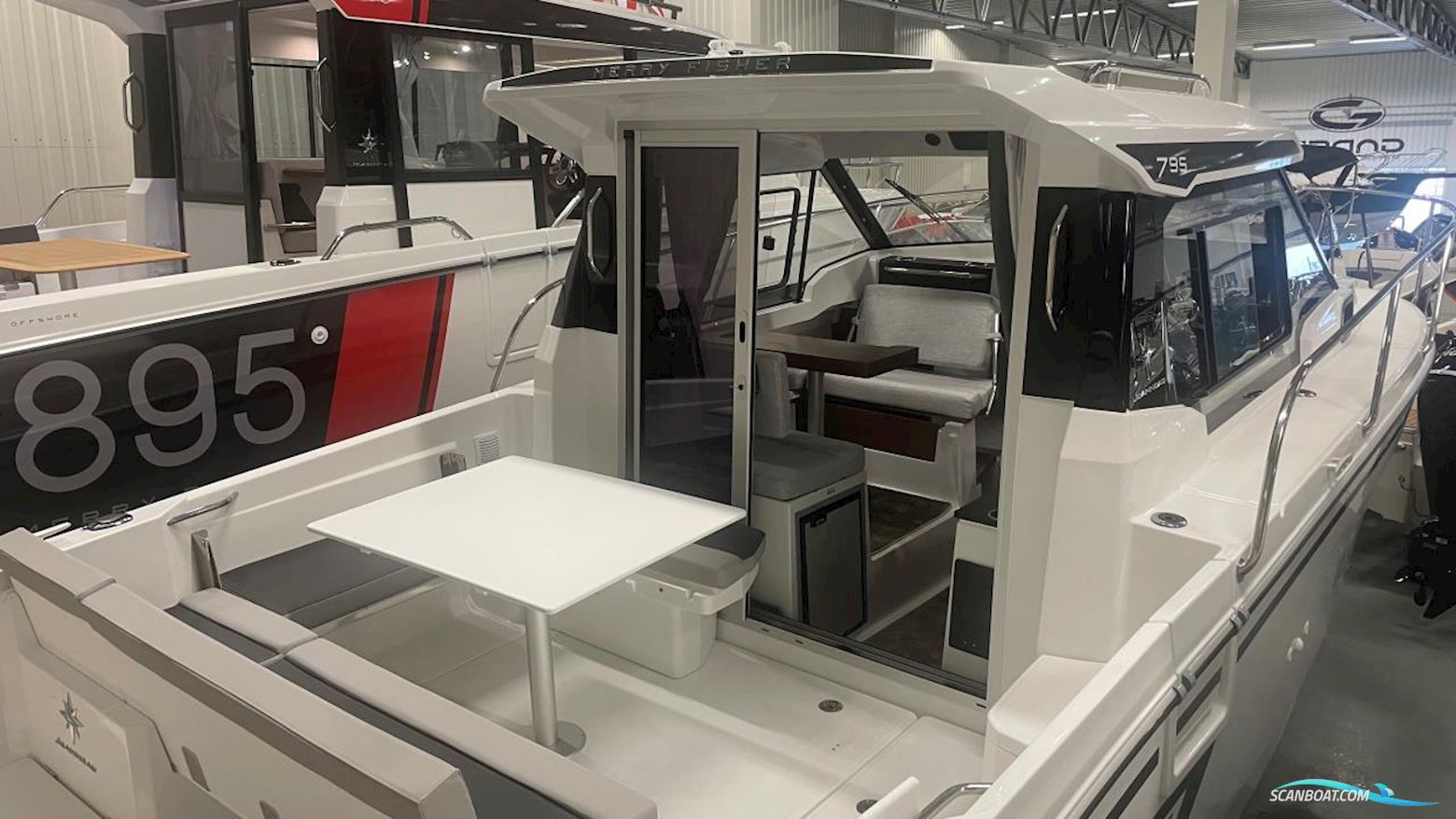 JEANNEAU MOTORBÅT 795 MERRY FISHER CABIN