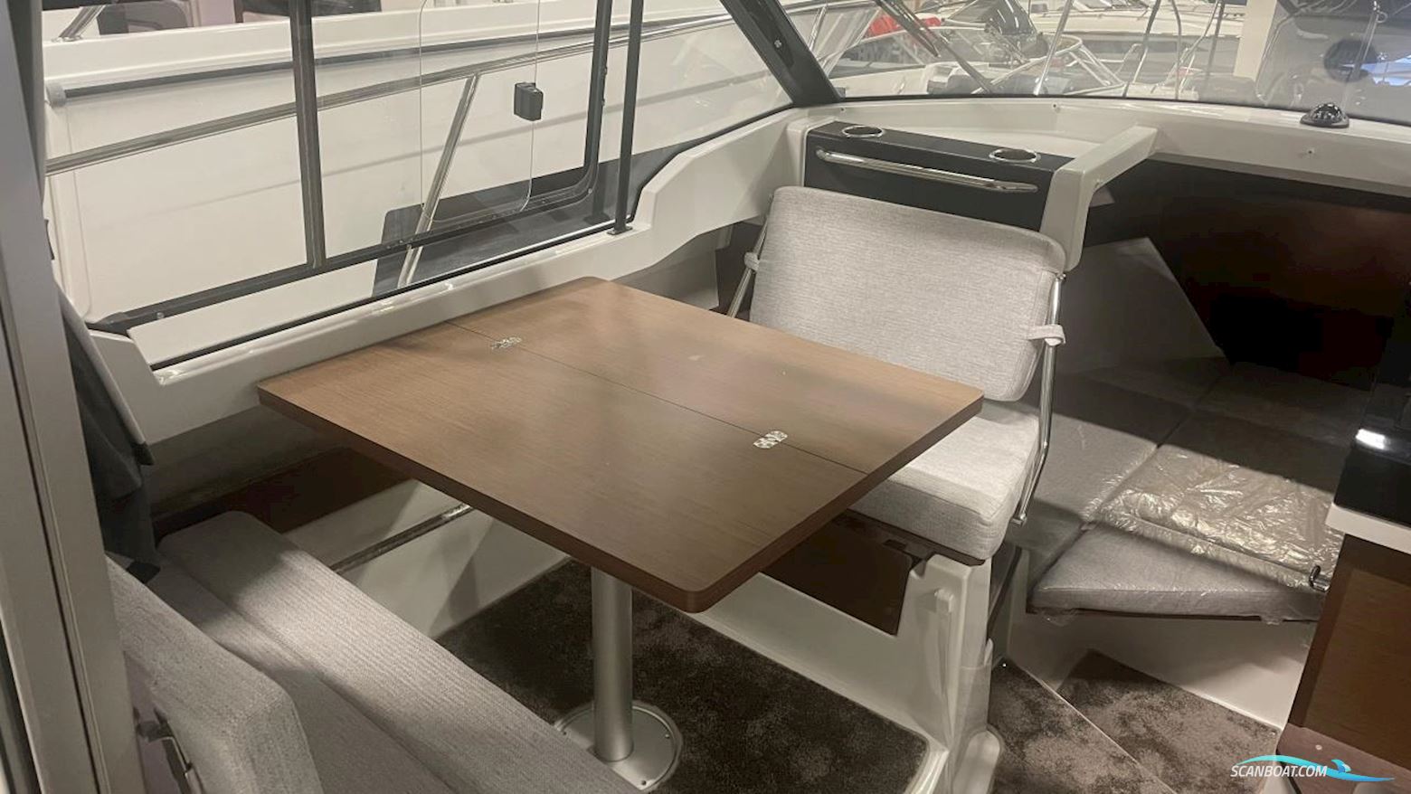 JEANNEAU MOTORBÅT 795 MERRY FISHER CABIN