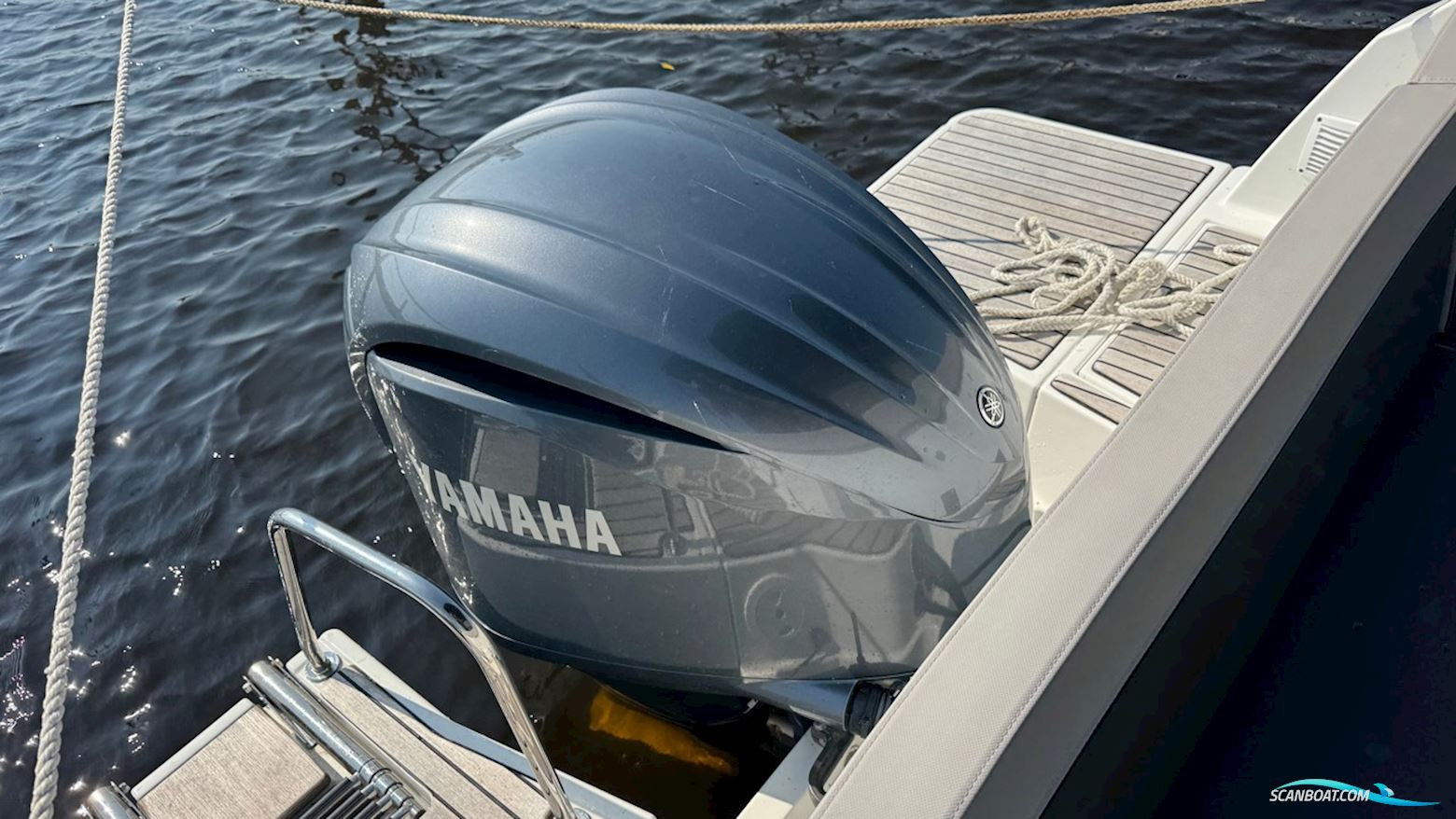 Jeanneau Motorbåt 795 Merry Fisher Cabin