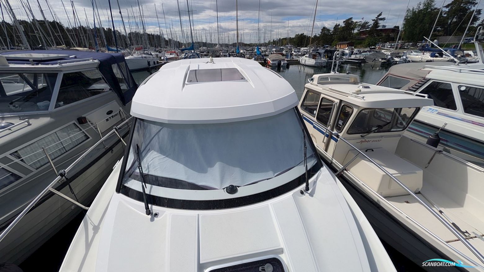 Jeanneau Motorbåt 795 Merry Fisher Cabin