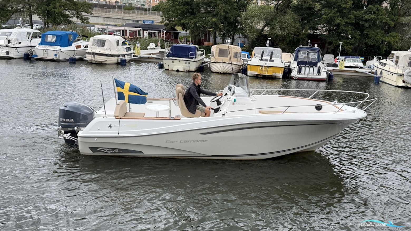 Jeanneau Motorbåt Cap Camarat 7.5 CC Motorboat 2013, with Yamaha engine, Sweden