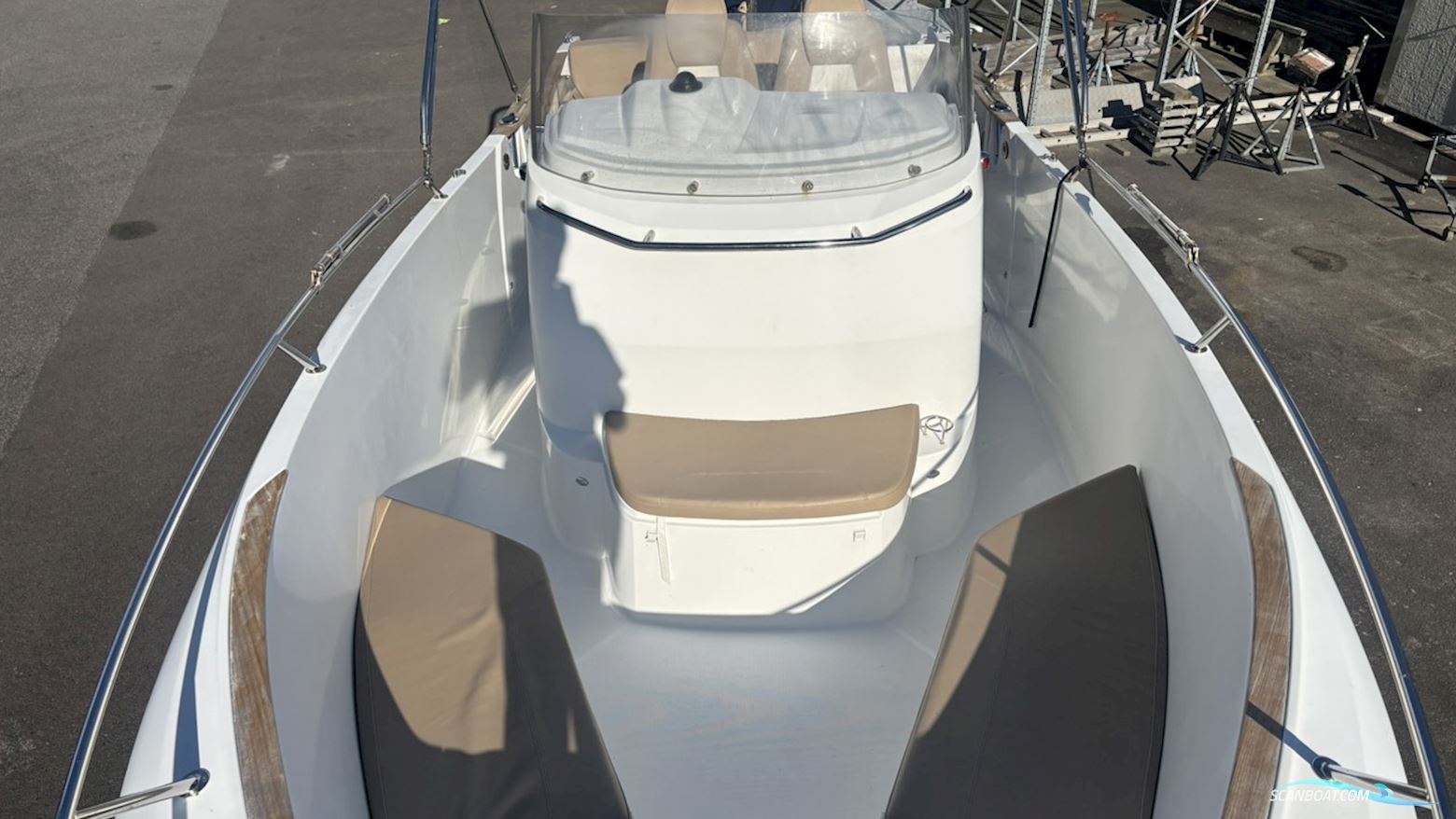 Jeanneau Motorbåt Cap Camarat 7.5 CC
