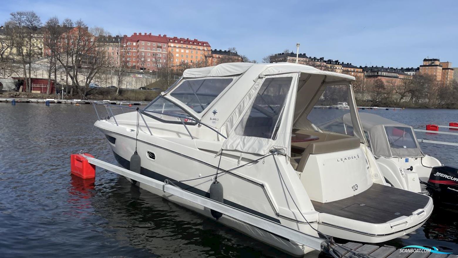 JEANNEAU MOTORBÅT LEADER 8
