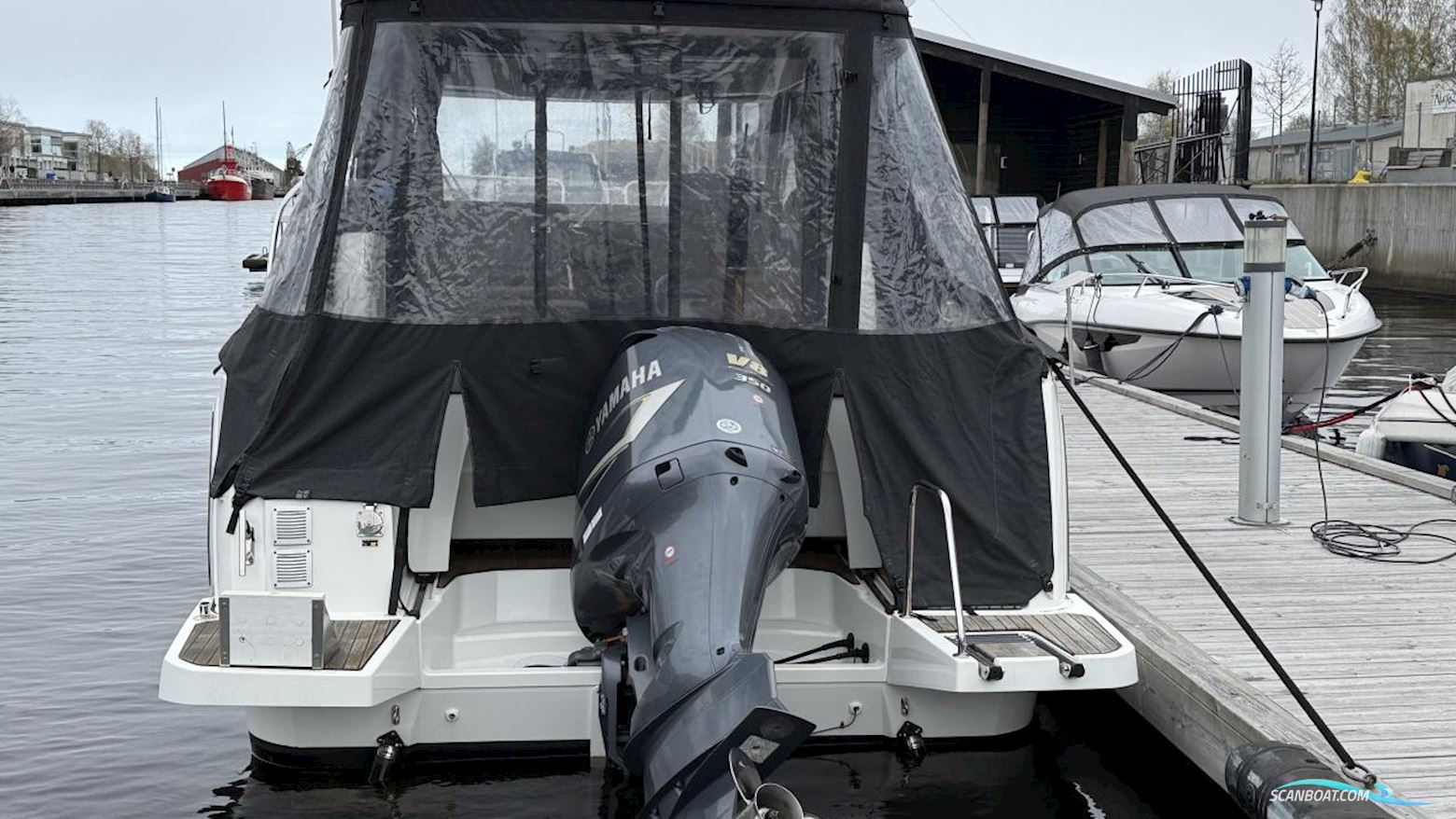 JEANNEAU MOTORBÅT MERRY FISHER 895