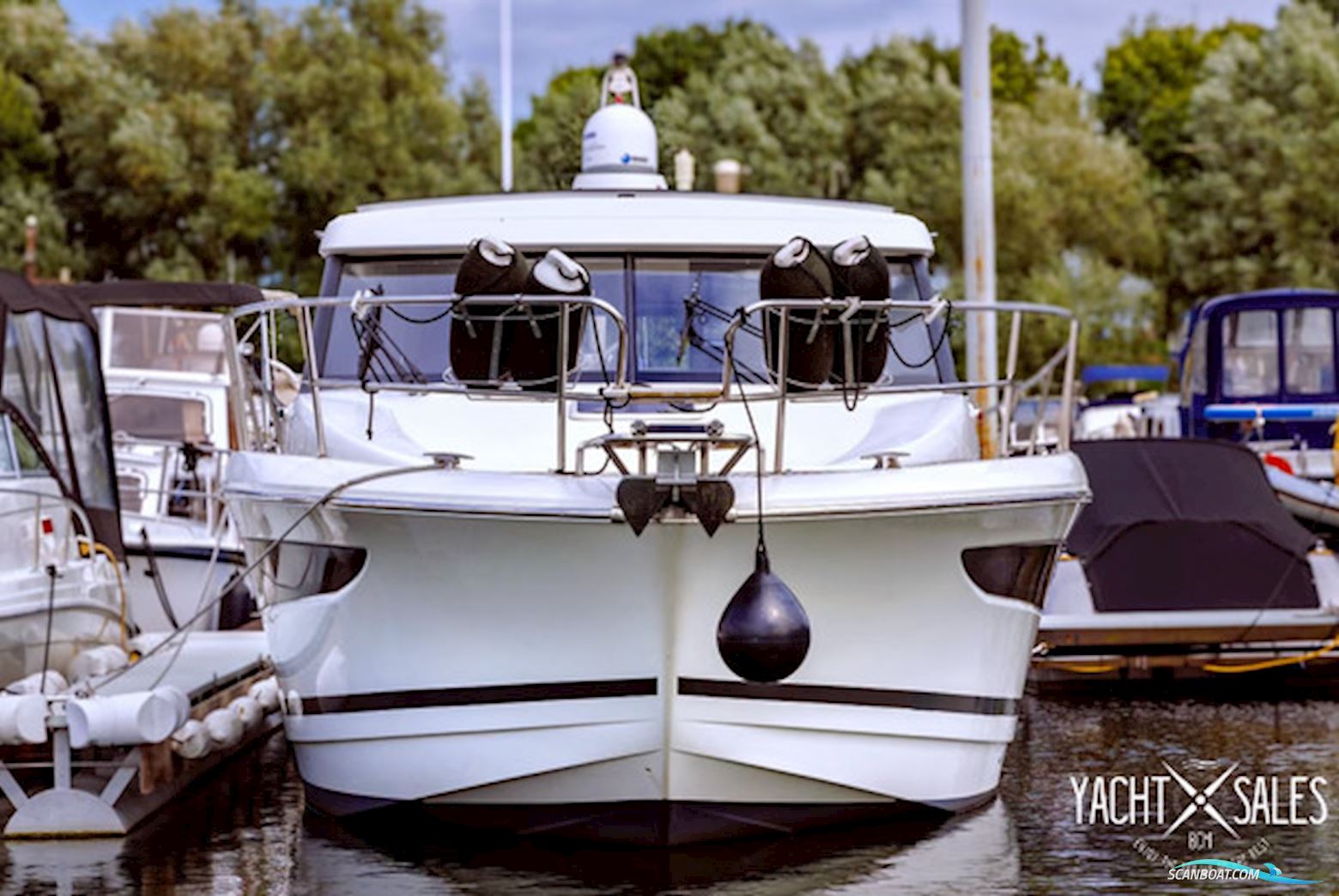 Jeanneau NC 11