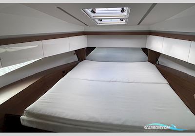 Jeanneau NC 33 Motorboat 2021, Germany