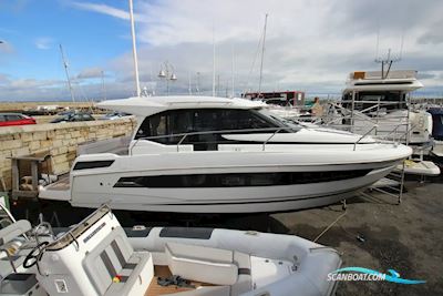 Jeanneau NC 33 Motorboat 2022, with Volvo Penta engine, Ireland