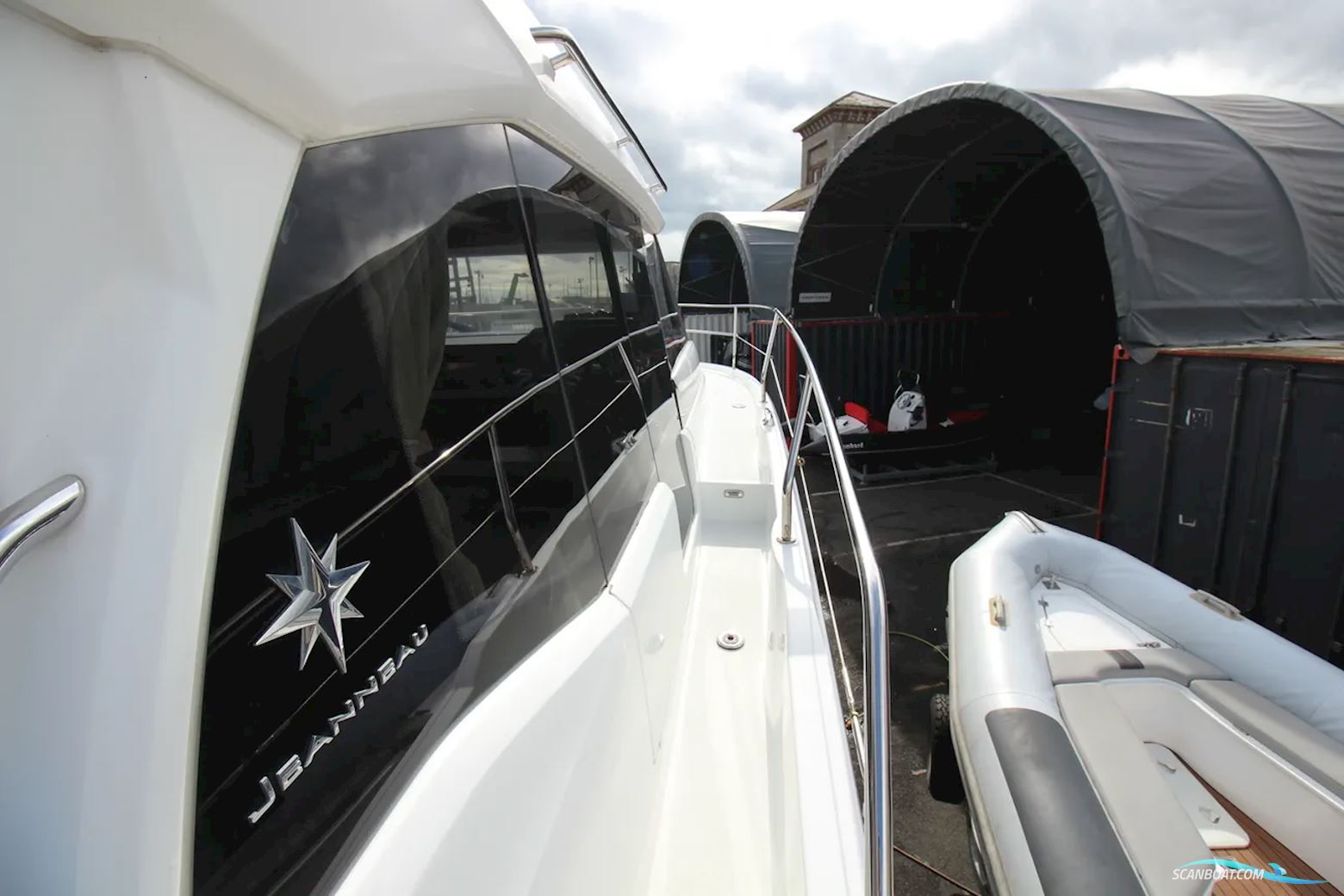 Jeanneau NC 33