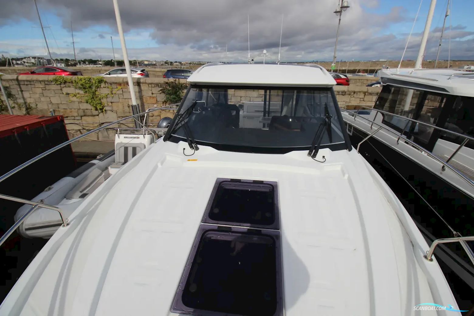 Jeanneau NC 33