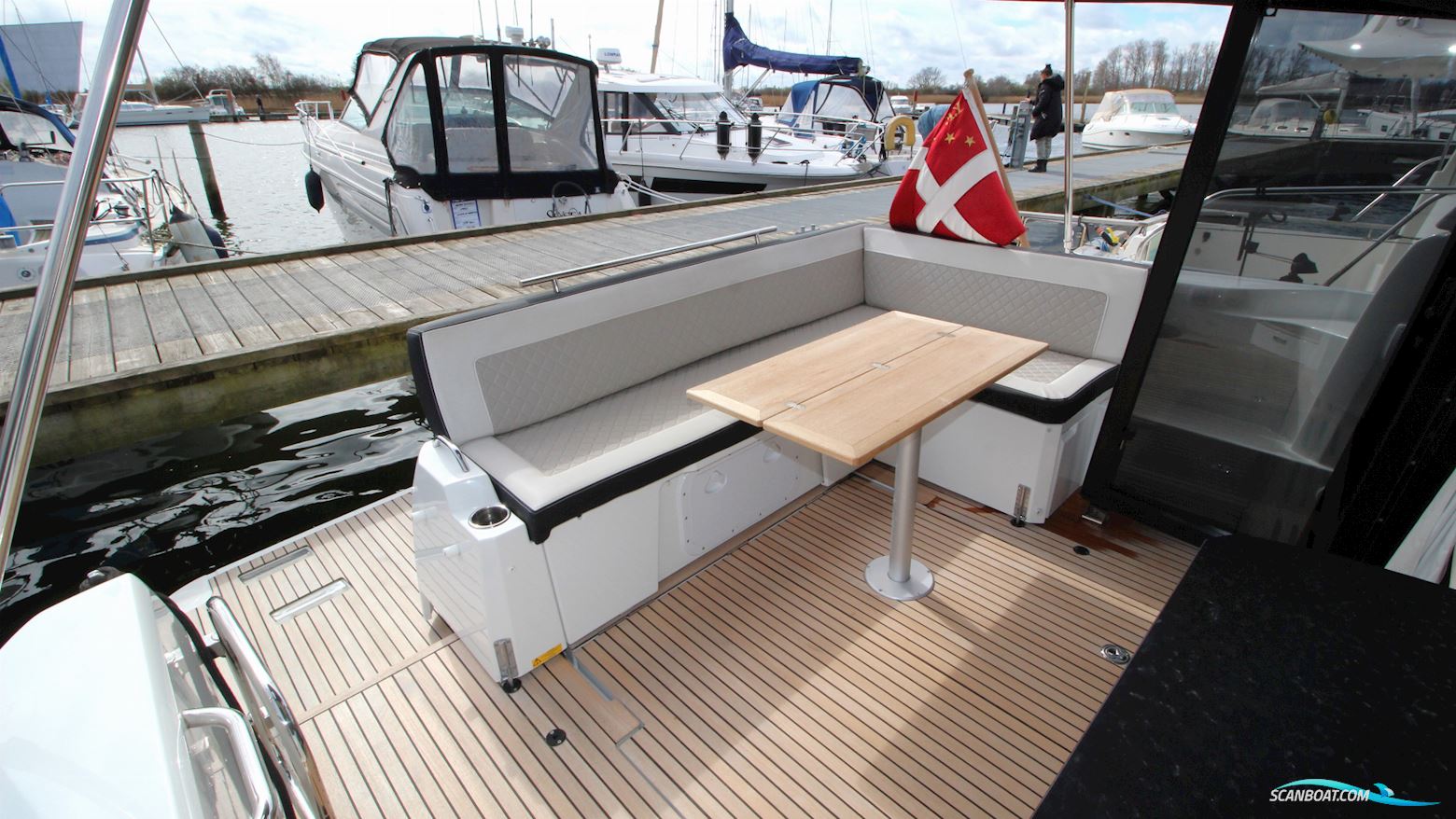 Jeanneau NC 37 