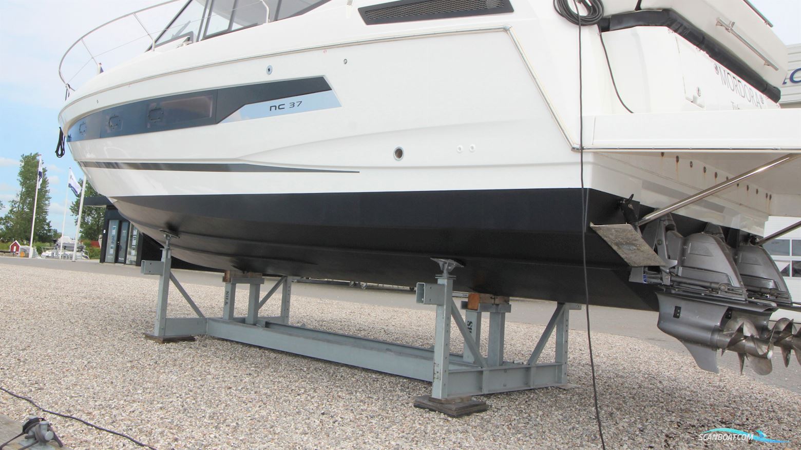 Jeanneau NC 37 