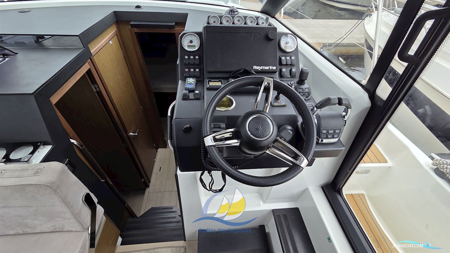 Jeanneau NC 37