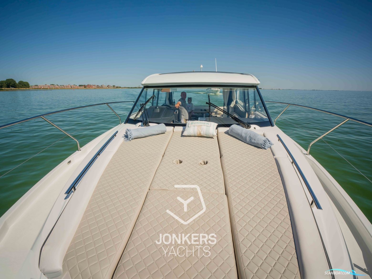 Jeanneau NC 37