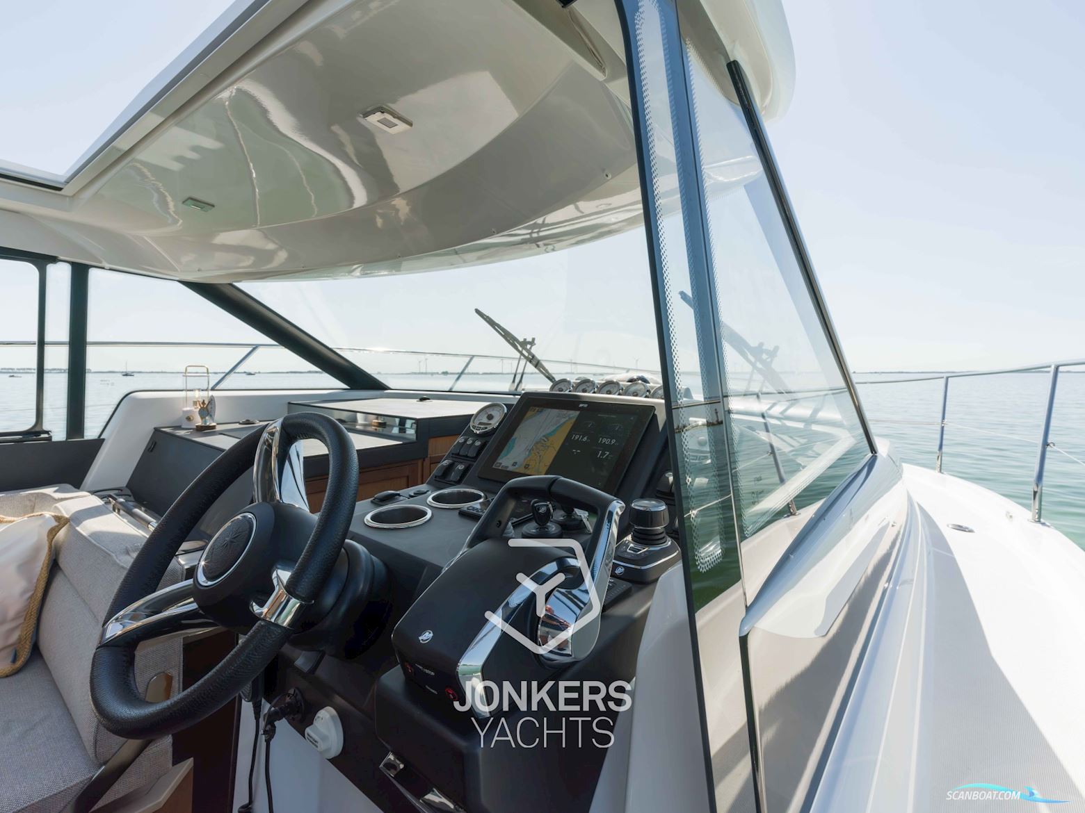 Jeanneau NC 37