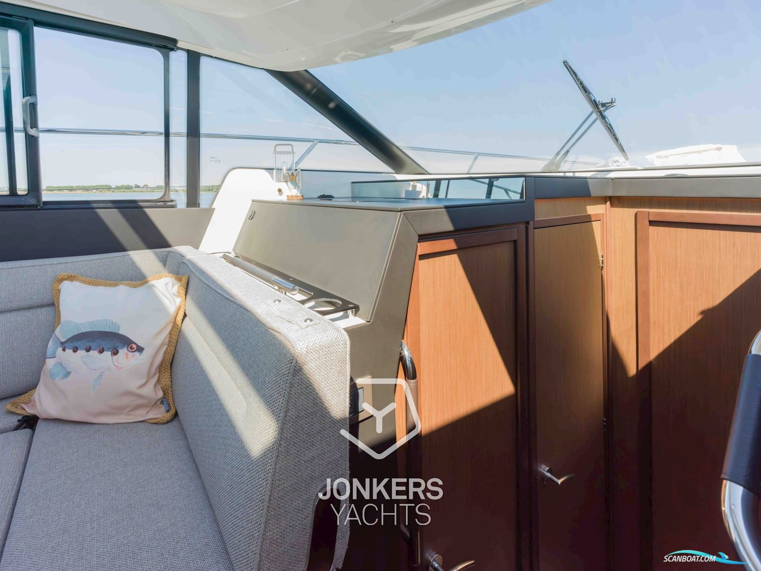 Jeanneau NC 37