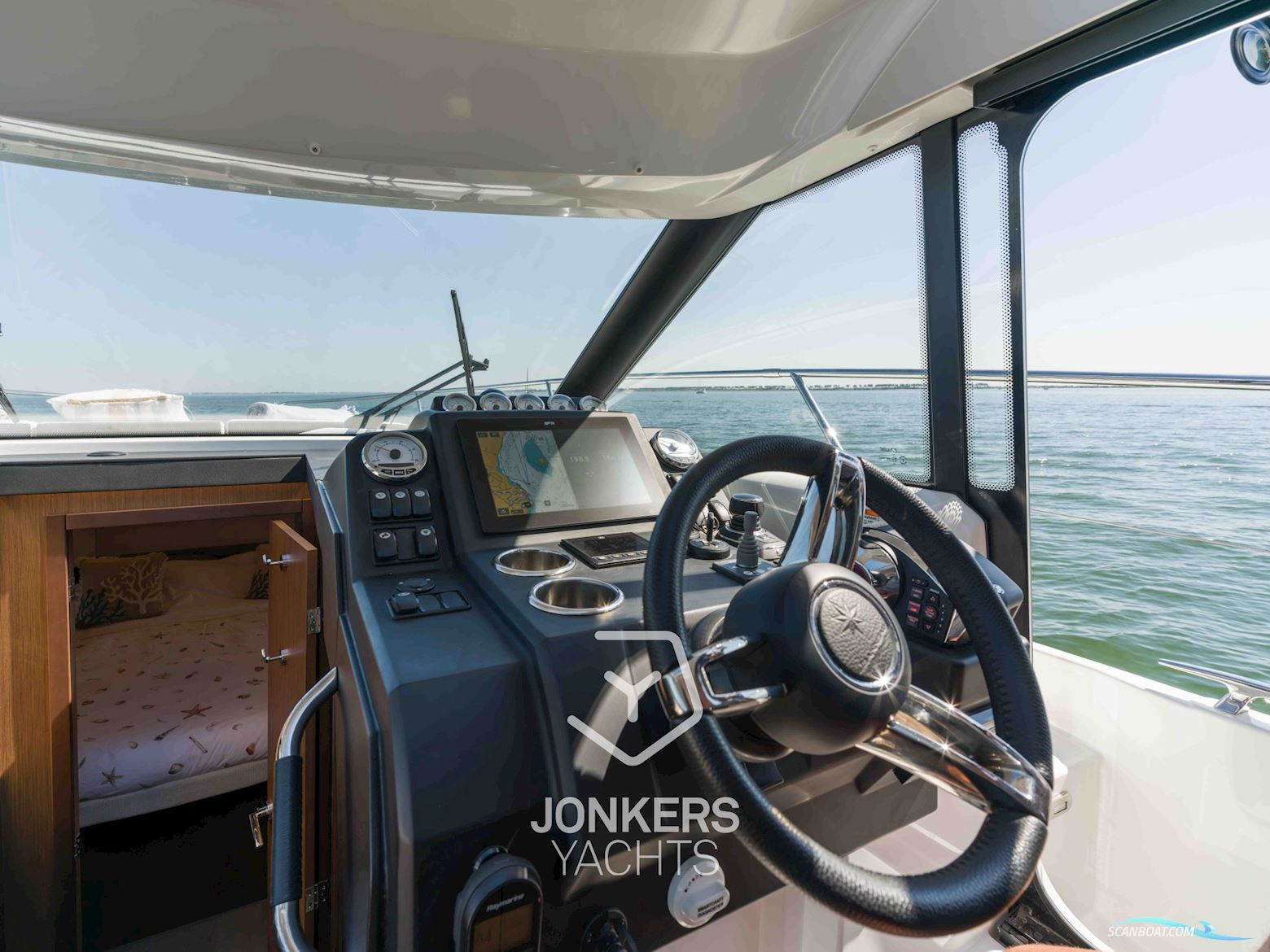 Jeanneau NC 37