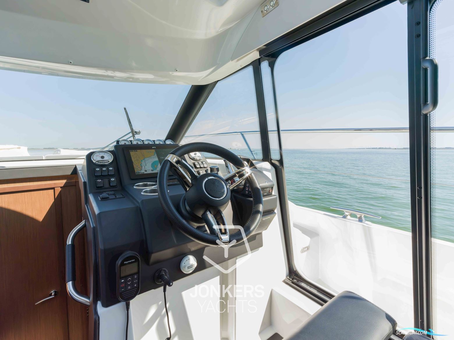 Jeanneau NC 37