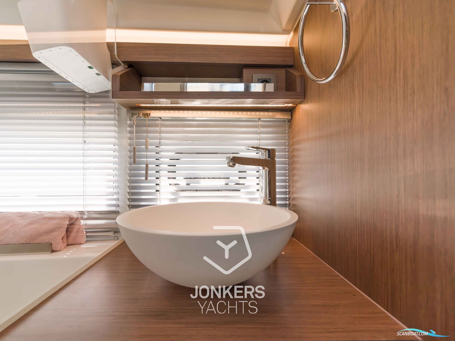 Jeanneau NC 37