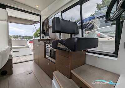 Jeanneau NC 9 Motorboat 2017, with Volvo Penta D4 engine, Sweden