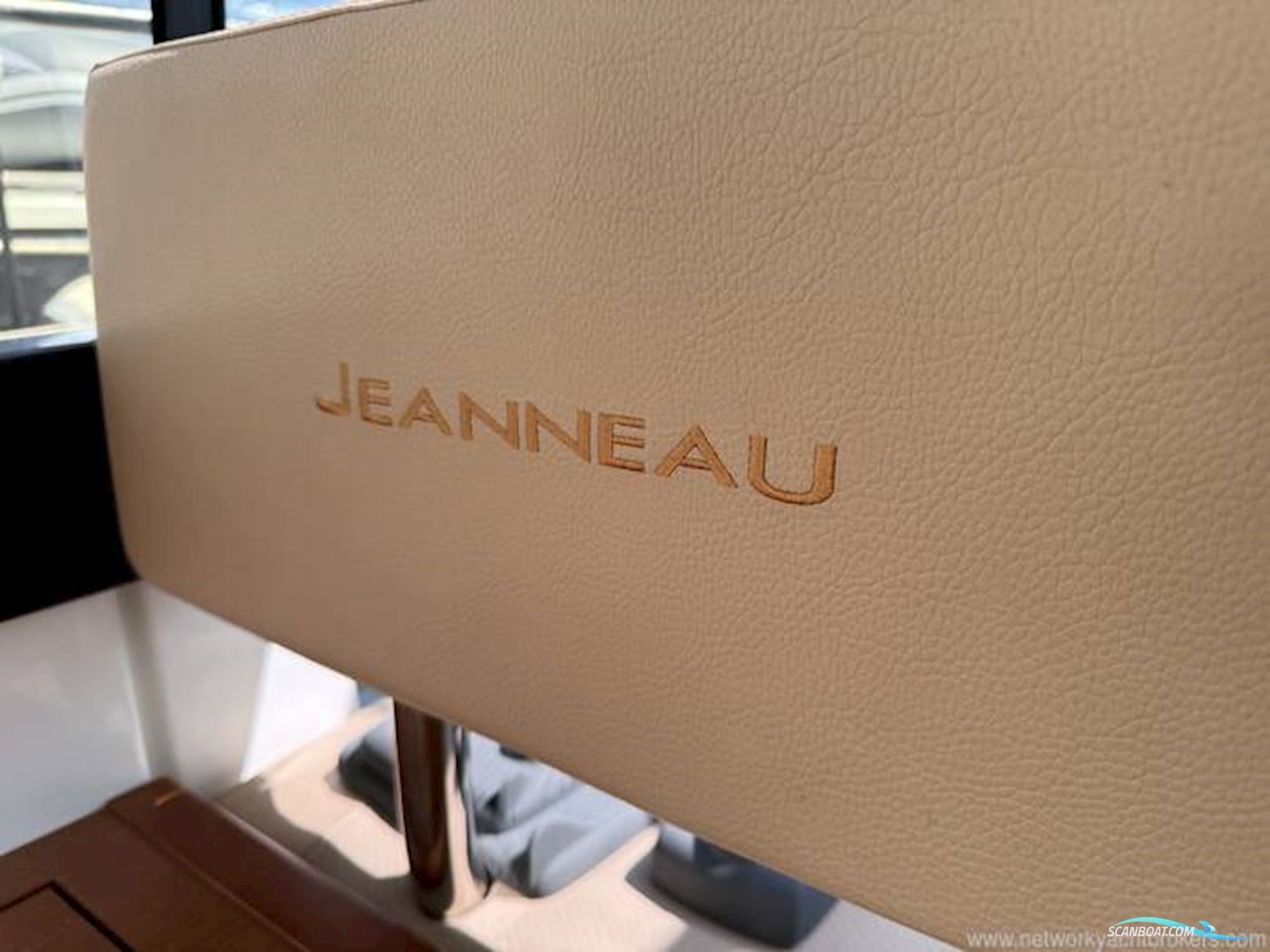 Jeanneau NC 9
