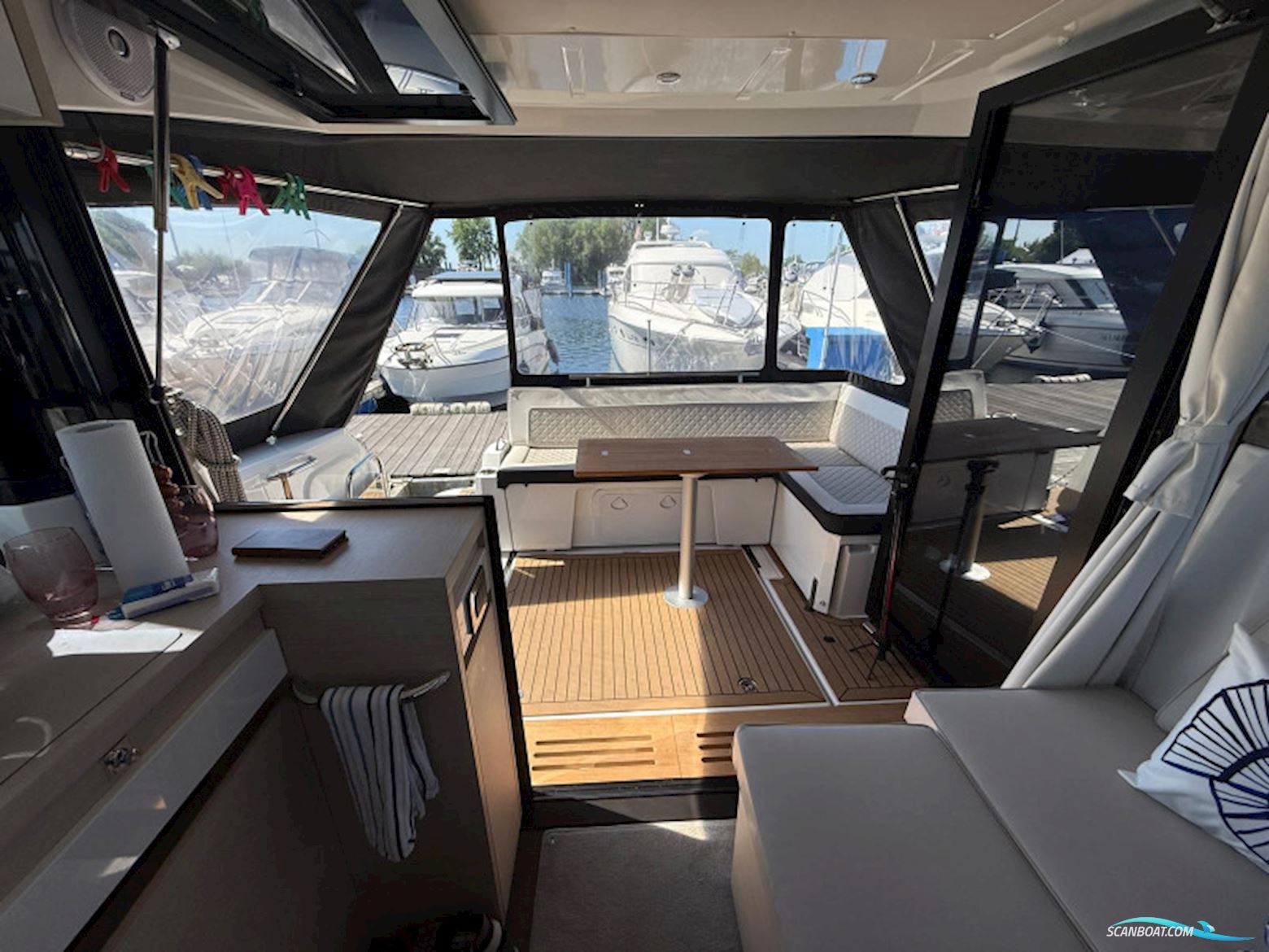 Jeanneau NC37