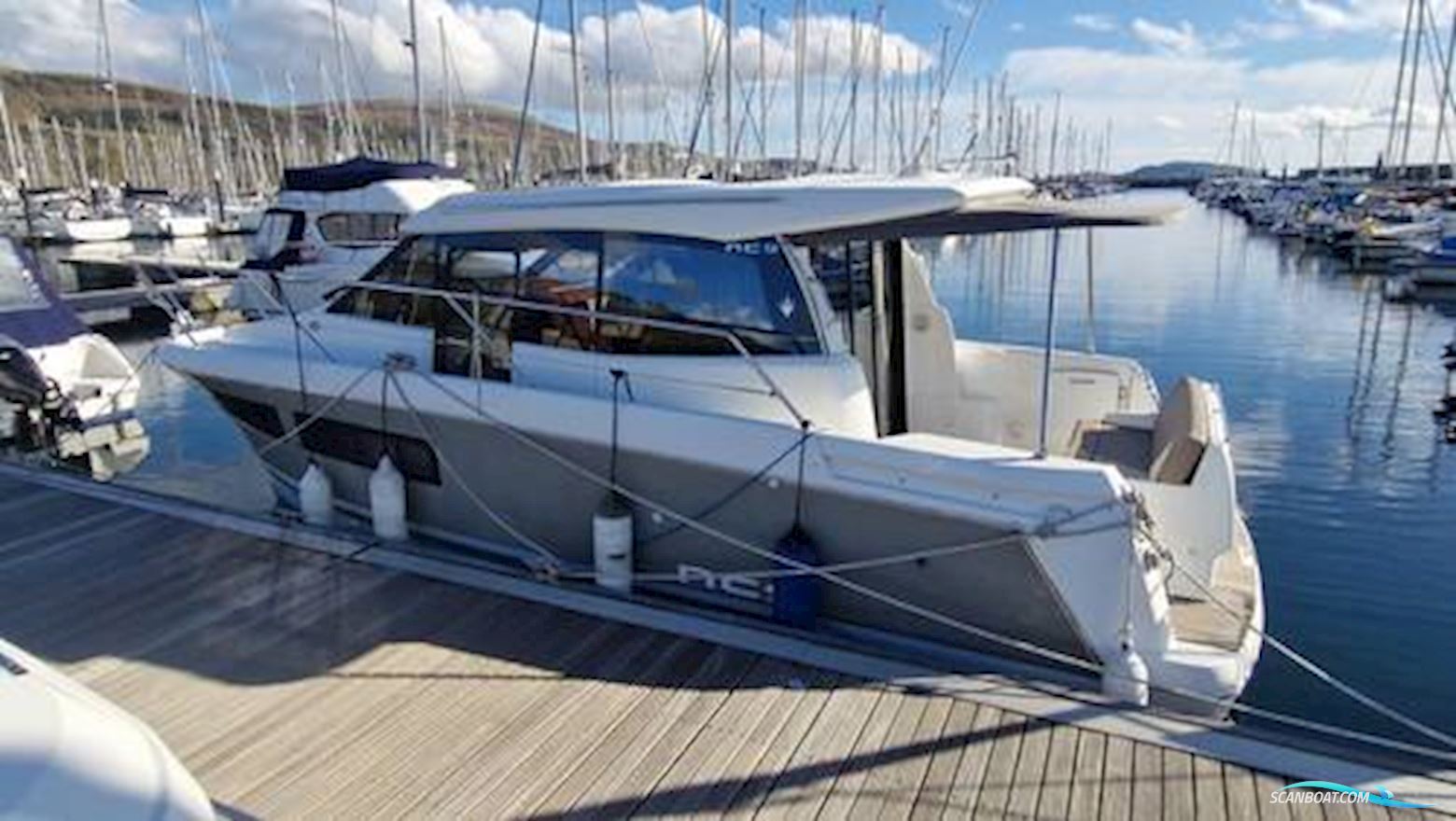 Jeanneau NC9