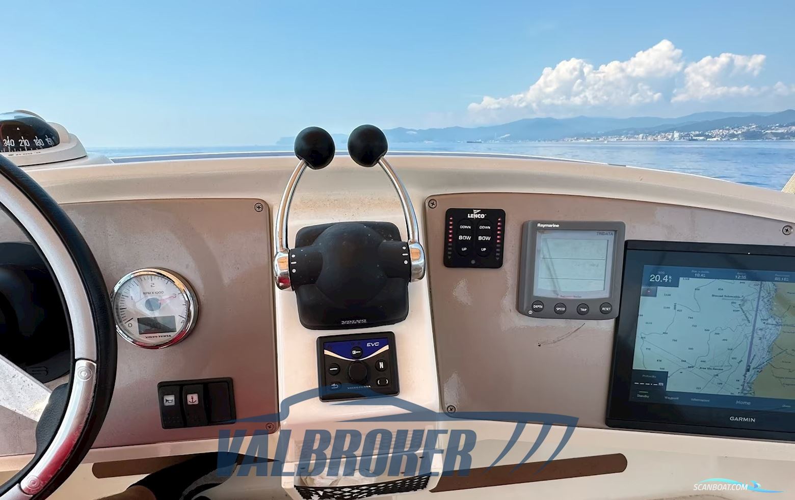 Jeanneau Prestige 32'